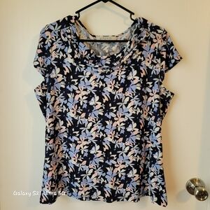 Vince Camuto Women's Floral Blouse - Black and Blue